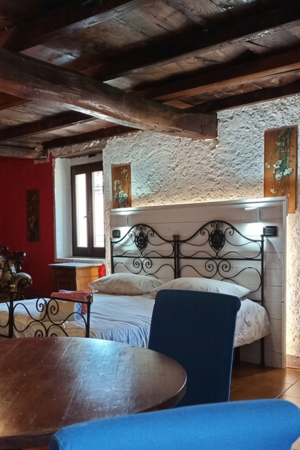 Stanza Rossa - opzione 4 posti  - Casa Olmi Lago di Como