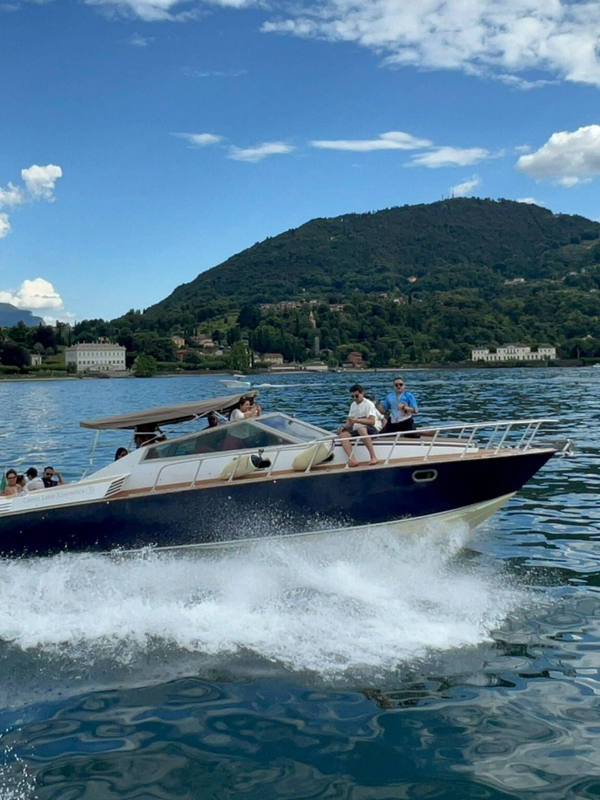 3 h Tour Privato del Lago di Como con Omar - Nemesi