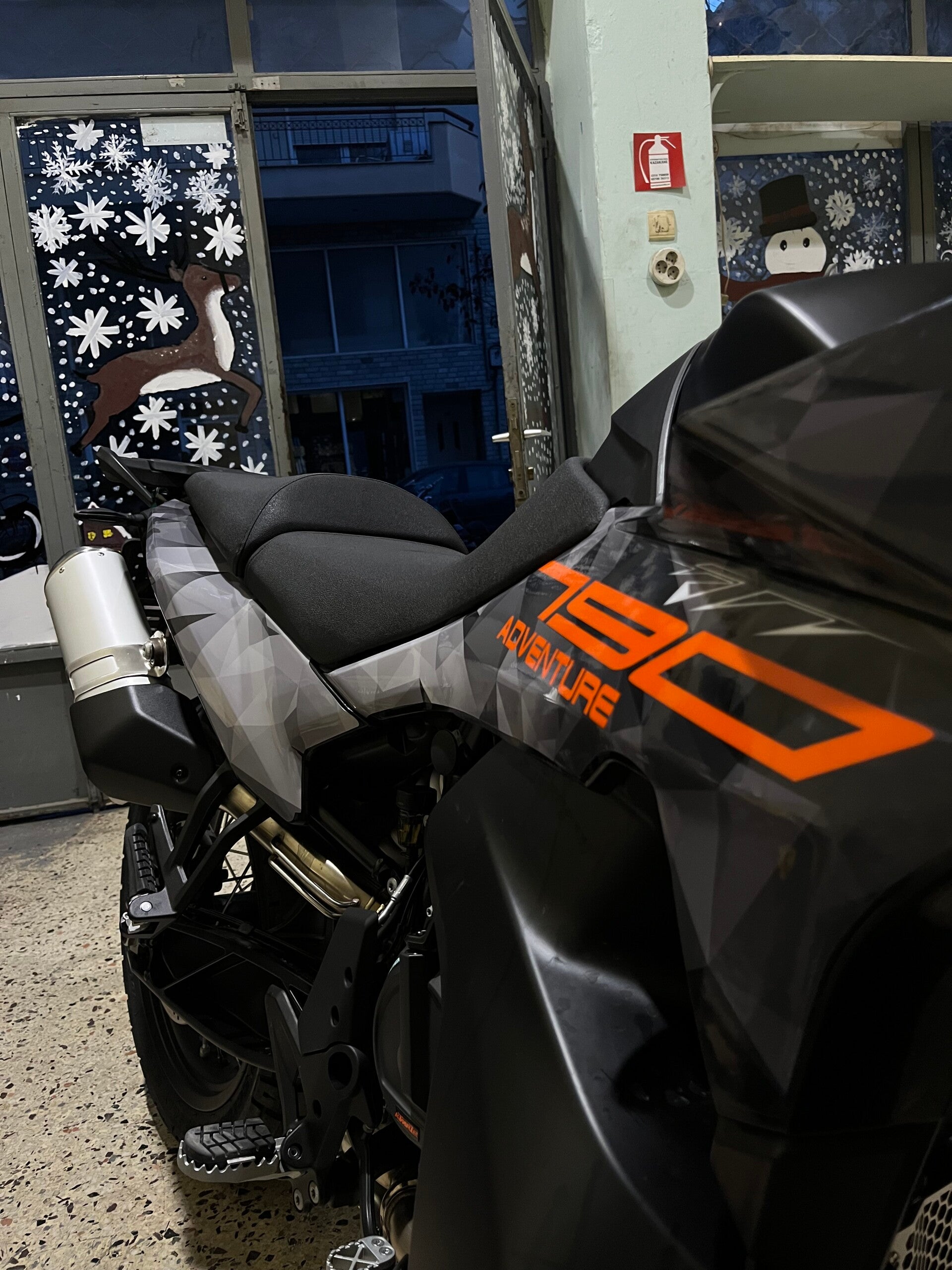 DALTONS RACING TEAM.jpg