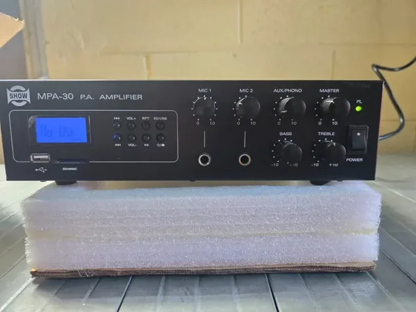 Amplificatore mixer per filodiffusione