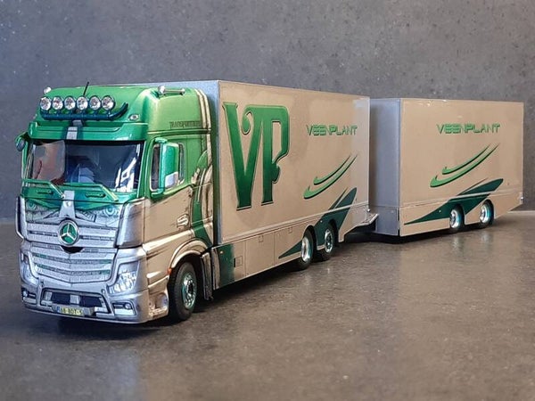 TEKNO Veenplant Mercedes Benz Actros Gigaspace motorwagen met wipkar