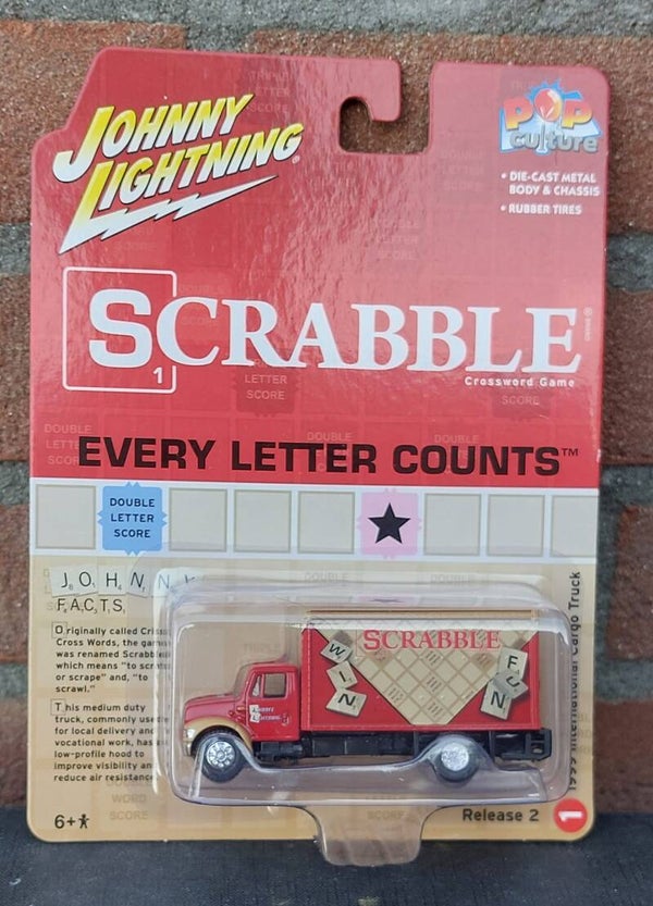 Johnny Lightning 1999 International Cargo Truck *Scrabble*