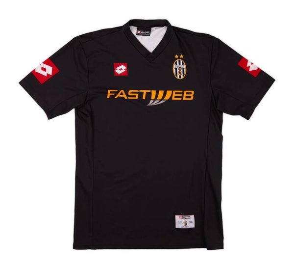 Juventus 01/02 Away Kit
