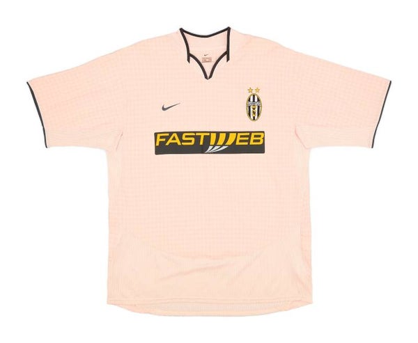Juventus 03-04 Away Kit