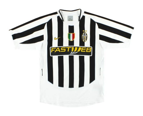 Juventus 03-04 Home Kit