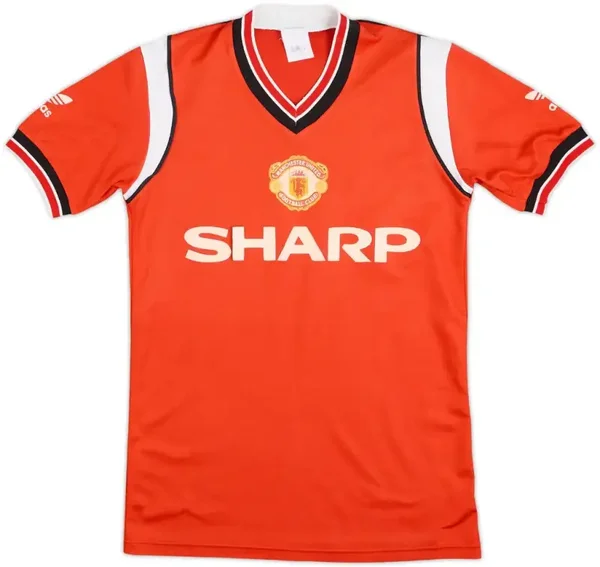Manchester United 84/86 Home Kit