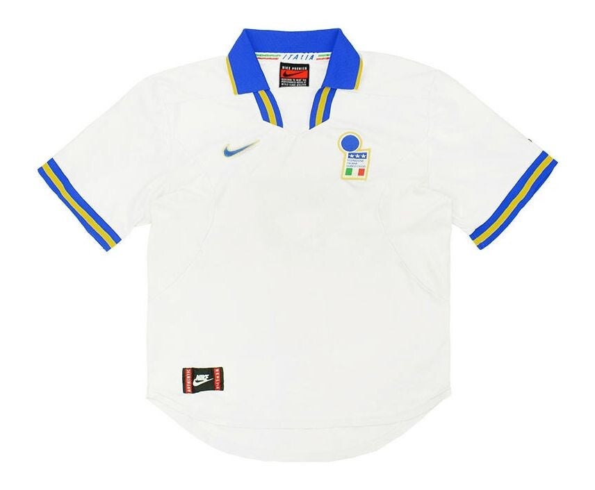 Italy 1996 Away Retro Kit