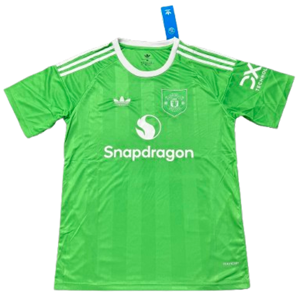 Manchester United 25/26 GK Kit