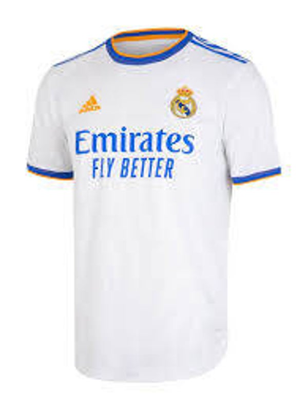 Real Madrid 21/22 Home Retro Kit