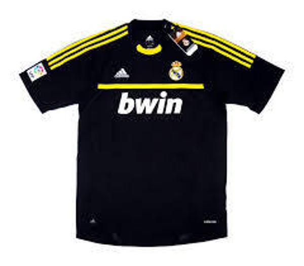 Real Madrid 11-12 GK Away Retro Kit