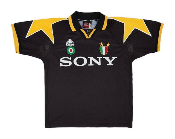 Juventus 95/96 Third Retro Kit