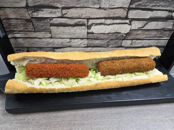Stokbroodje Goulaskroket en VleesKroket