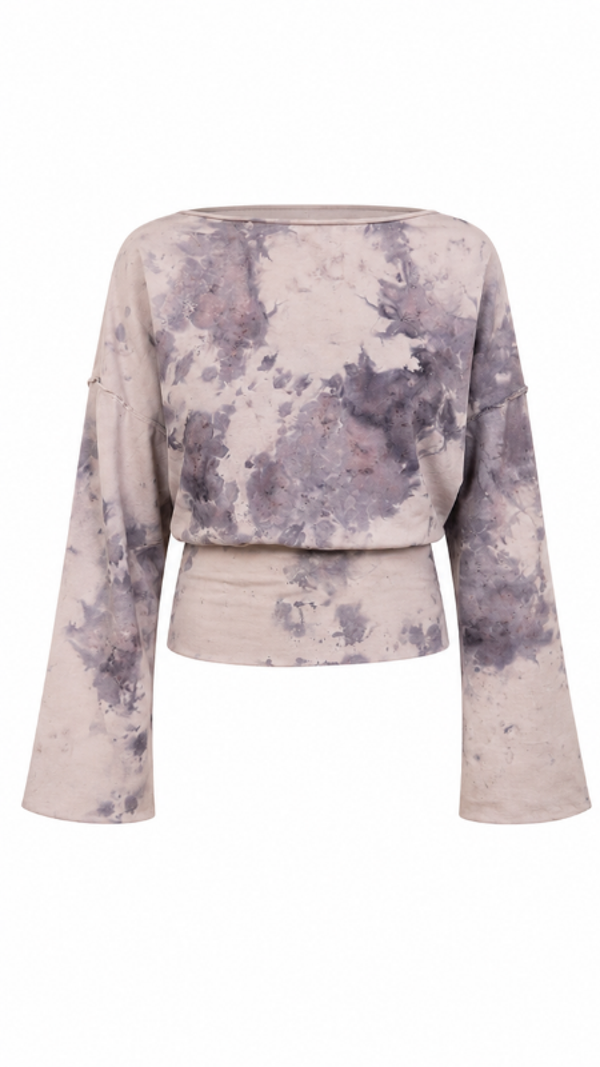 Dramatic Long Sleeve Love