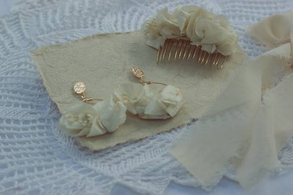 DUO BOUCLE ET PEIGNE HORTENSIA -BEIGE PASTEL-