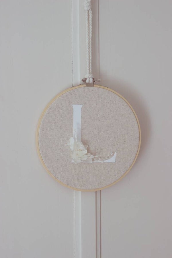 TAMBOURIN LETTRE FLEURIE - À PARTIR DE 42 € -