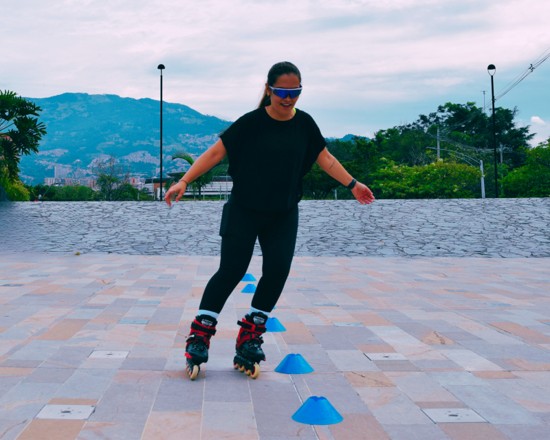 ensammmble-pop-up-patinaje-1-37-standard-63jg6k.png