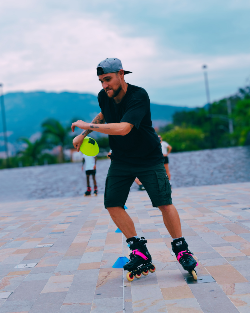 ensammmble-pop-up-patinaje-1-56-standard-6vqzo5.png