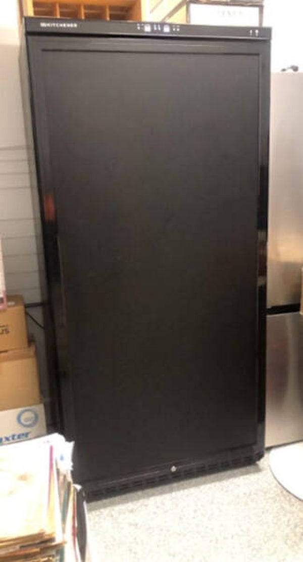 Kitchener GrandCru 400 Bottle Single Zone Wine Cellar / Wine Vault