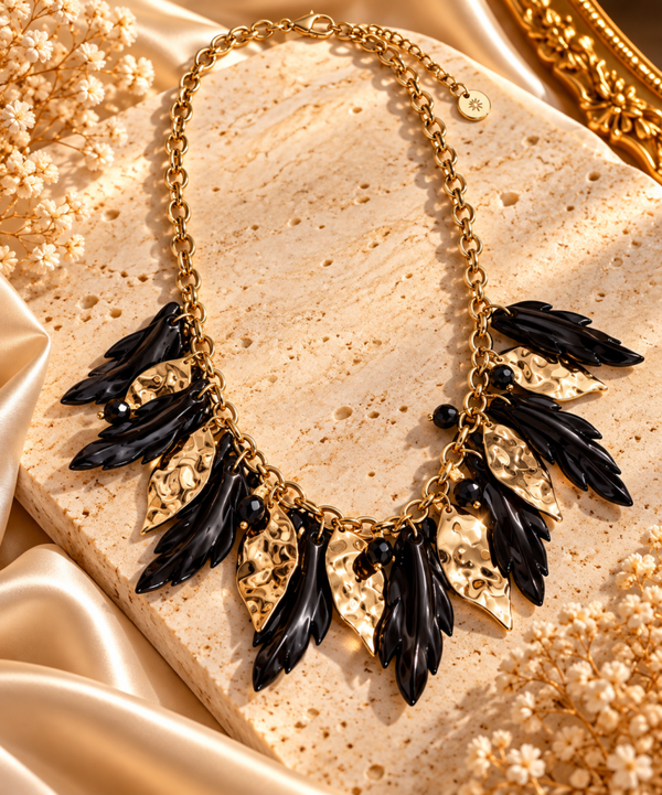 Collana FOGLIE BLACK AND GOLD in acciaio e resina , regolabile