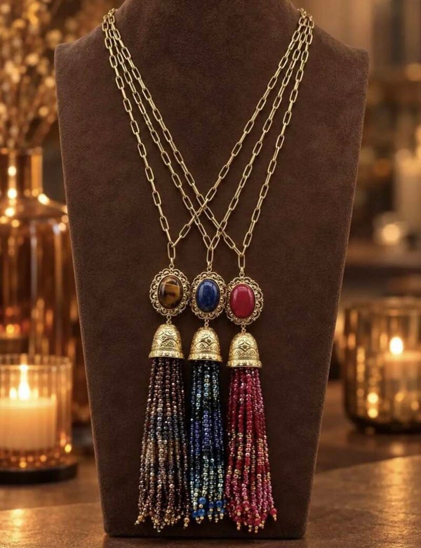 Collana lunga in accaio , pietre e cristalli pendenti