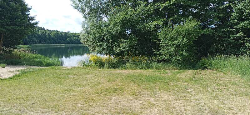 Badestelle und Liegewiese Peetzigsee