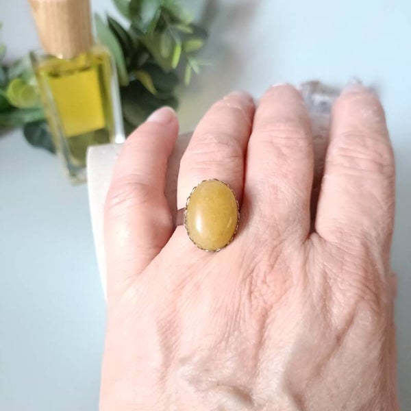 Bague Acier Inox Réglable Calcédoine Jaune | Élégance & Confort