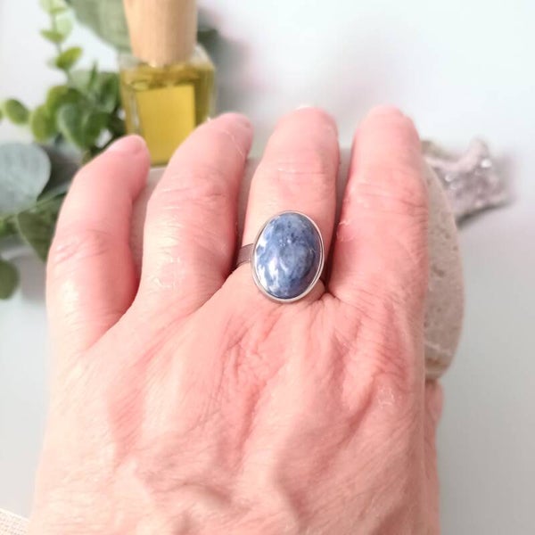 Bague en Sodalite et acier inoxydable Ajustable - Pierre du 6ème Chakra - Calme & Concentration
