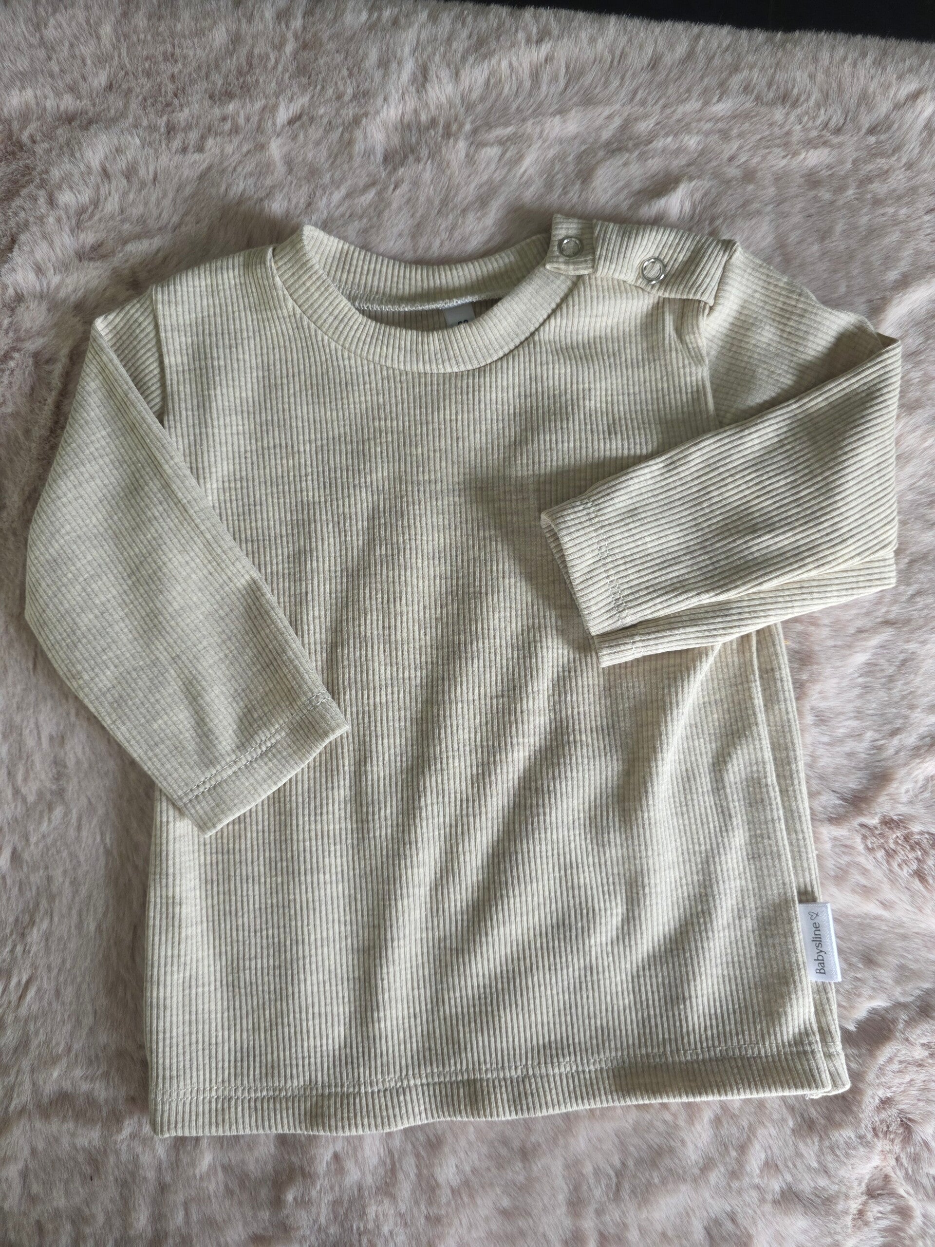 Longsleeve - licht beige - Maat 68