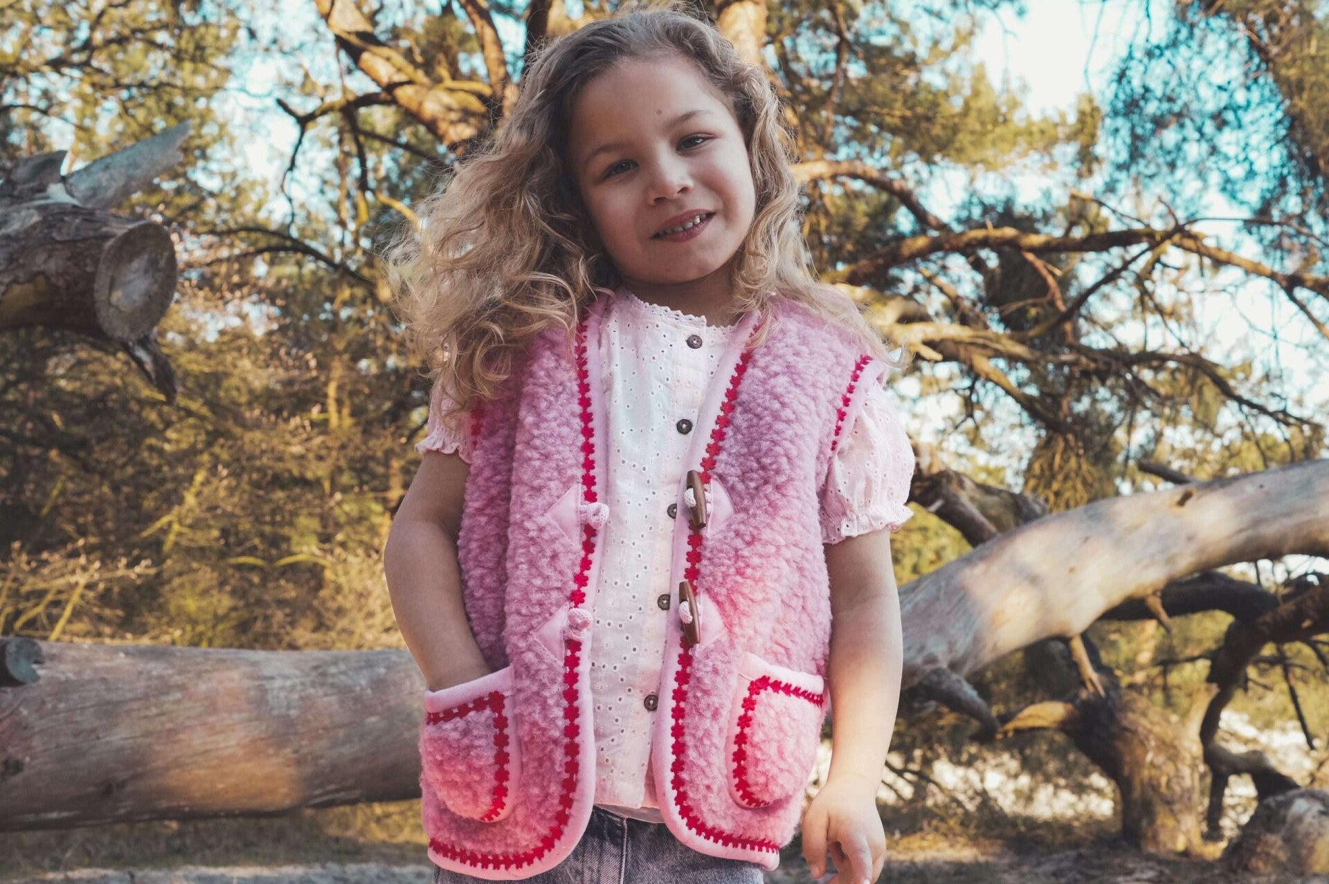 Wollen bodywarmer - flower power