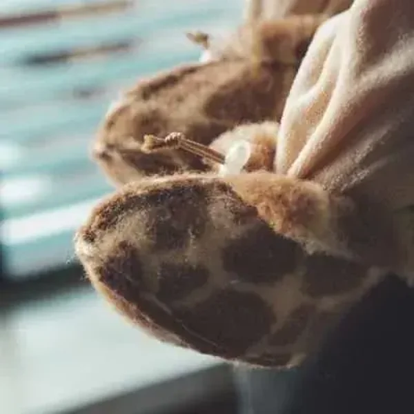Wollen slofjes - Giraffe