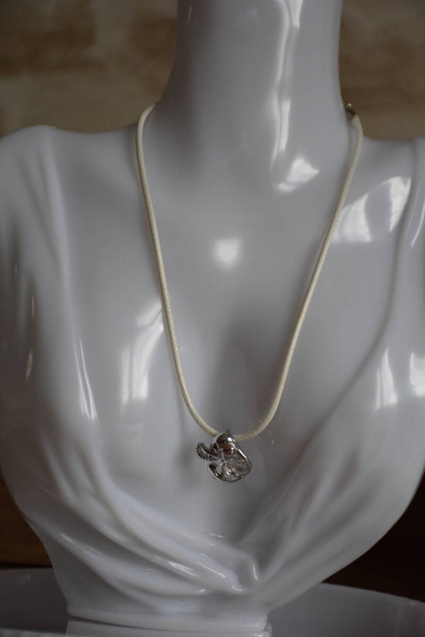 Collier 05