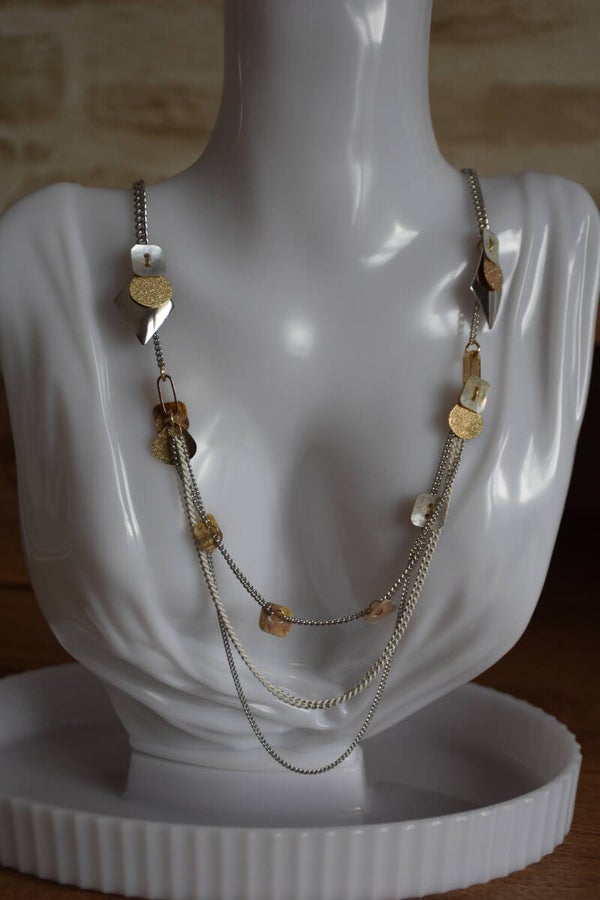 Collier 19