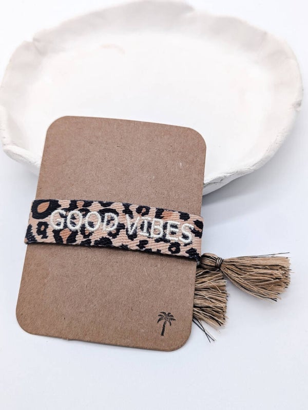 Armband "good vibes Leo"