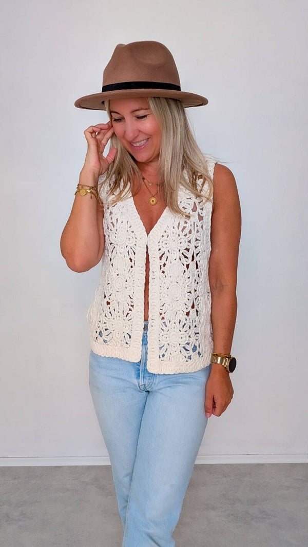 Beige Häkelweste Damen – Boho Stil, Leichte Sommerweste