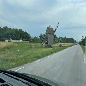 23c74430-13cc-4380-8322-00b271928ab6-standard.jpg