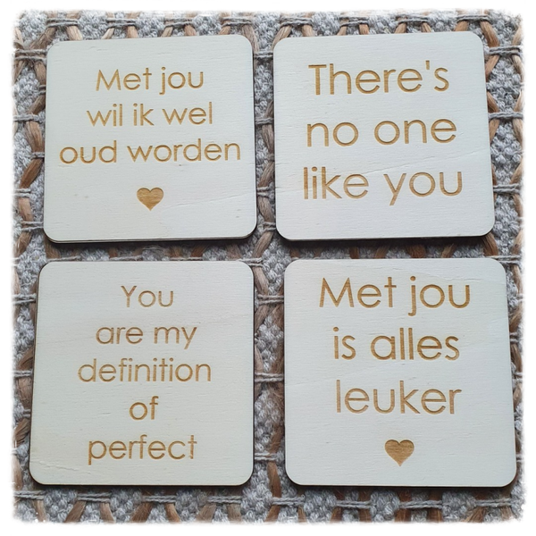 Houten onderzetters - liefde