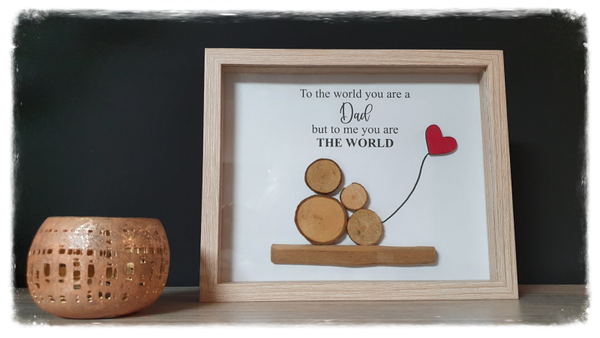 Kader met houten figuurtjes - DAD