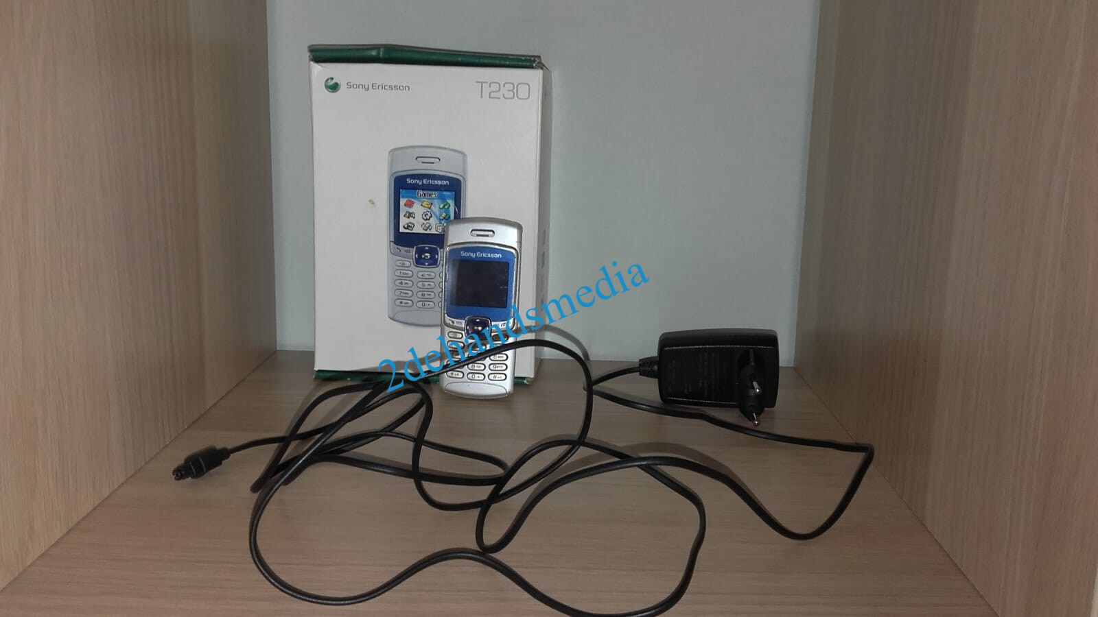 Sony Ericsson T230