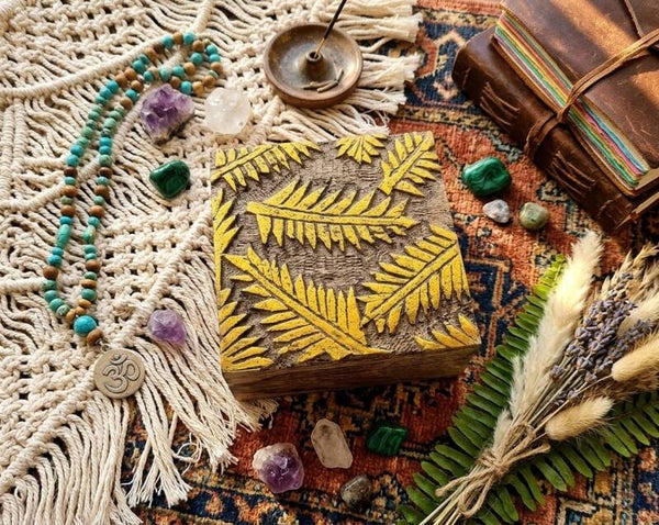 Caja de Madera Tallada Palmera Dorado | Estilo Boho Chic