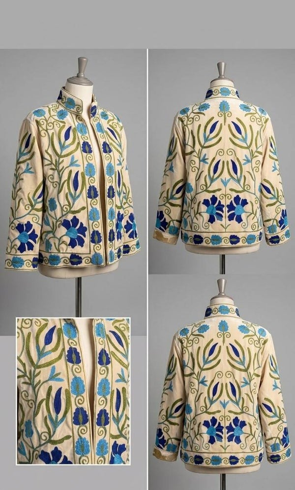 Chaqueta Boho Bordada Jodhpur | Cuello Mao y Motivos Florales Azules