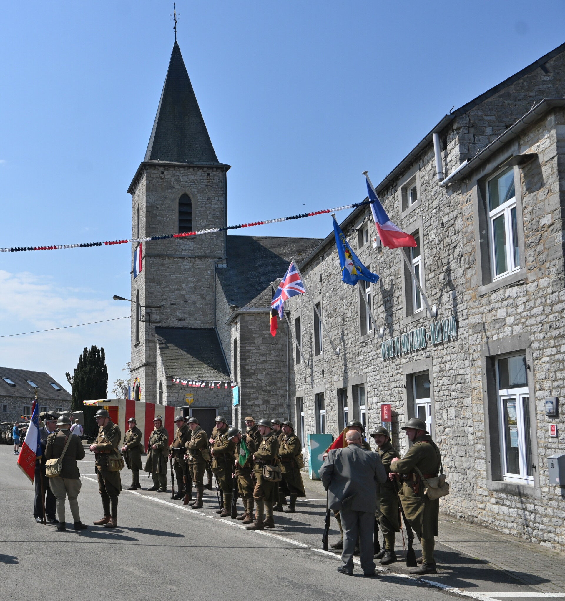 Photo prise en 2023 : 20 ans du musée du souvenir - mai 40