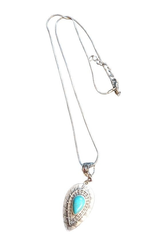 Necklace and pendant