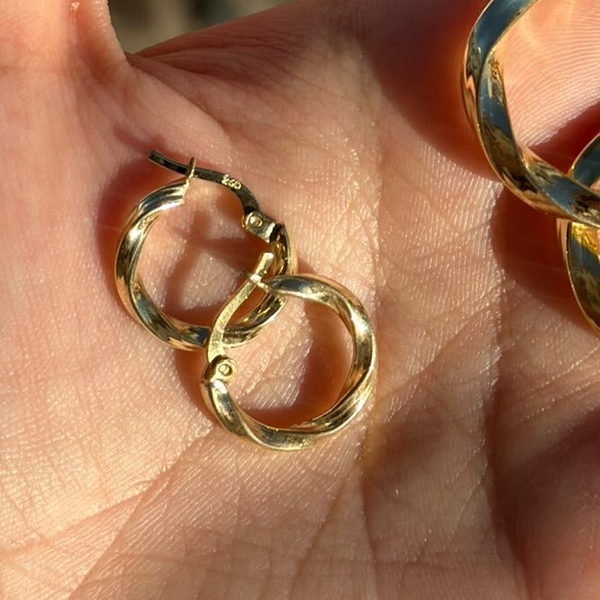 Argollas Rizadas