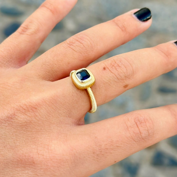 Anillo Piedra