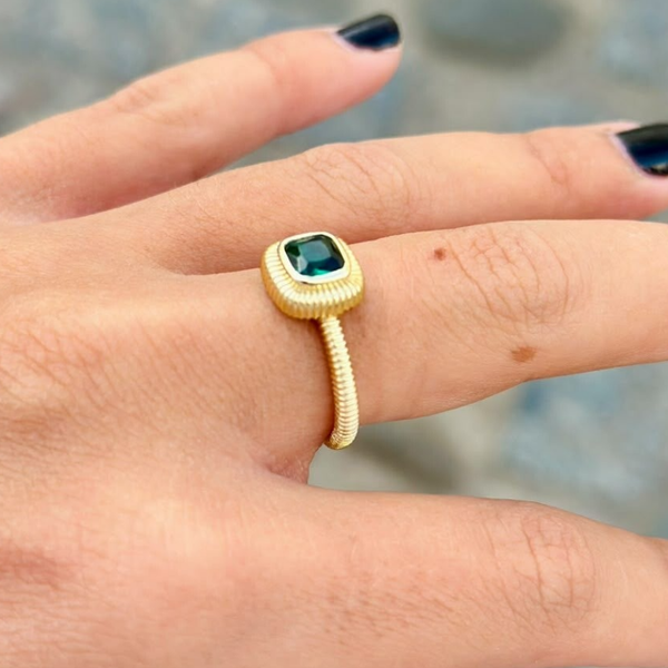 Anillo Piedra