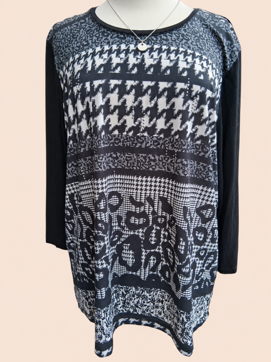 Elegante Top met Grafische Print & Strass – Barbara Lebek