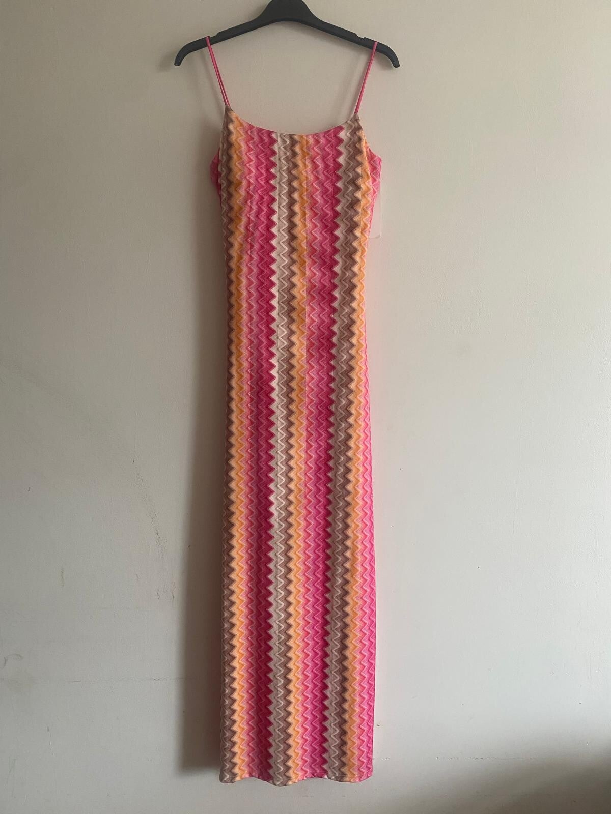 zigzag jurk lang roze oranje beige