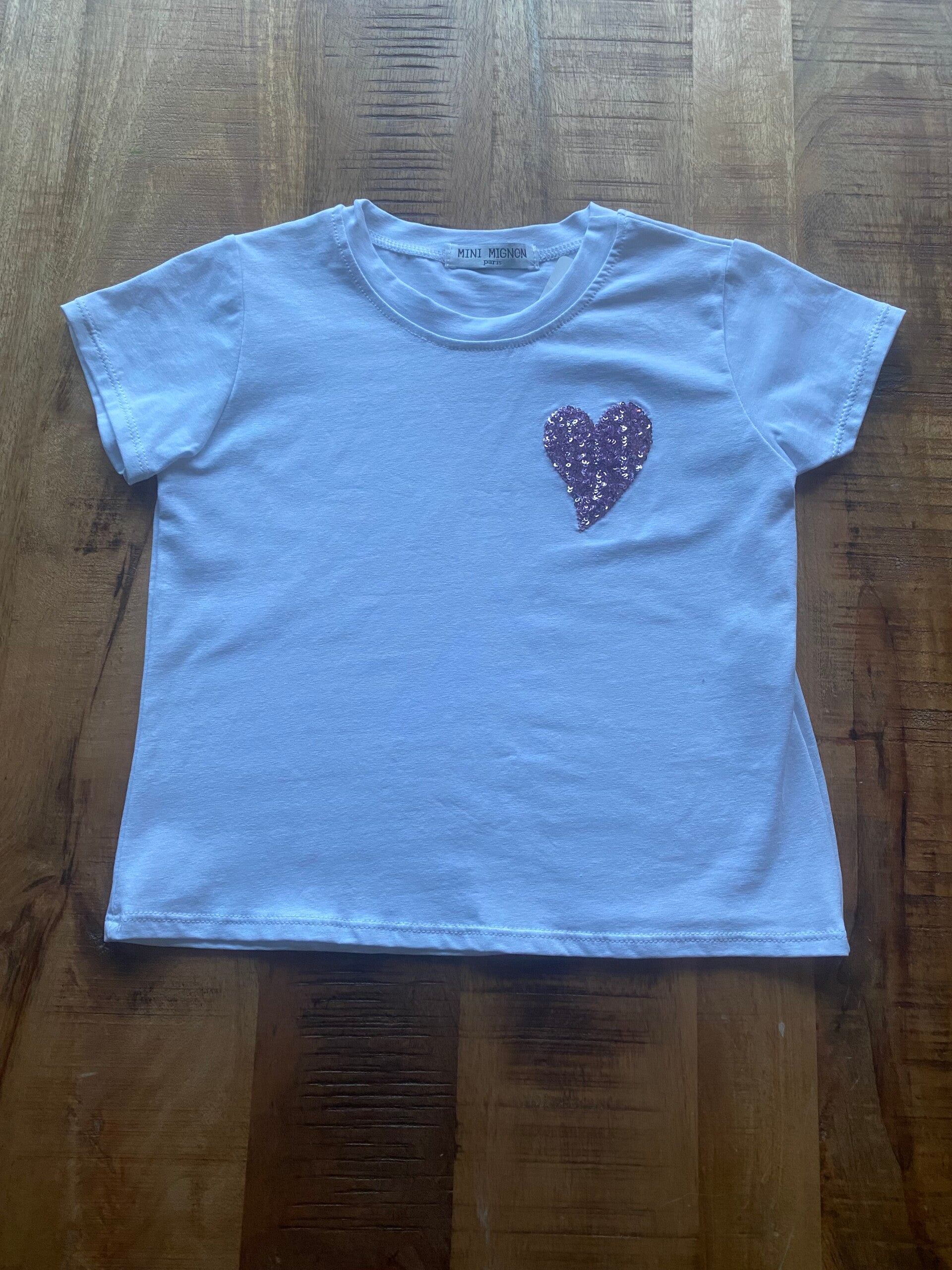Tshirt met lila hart