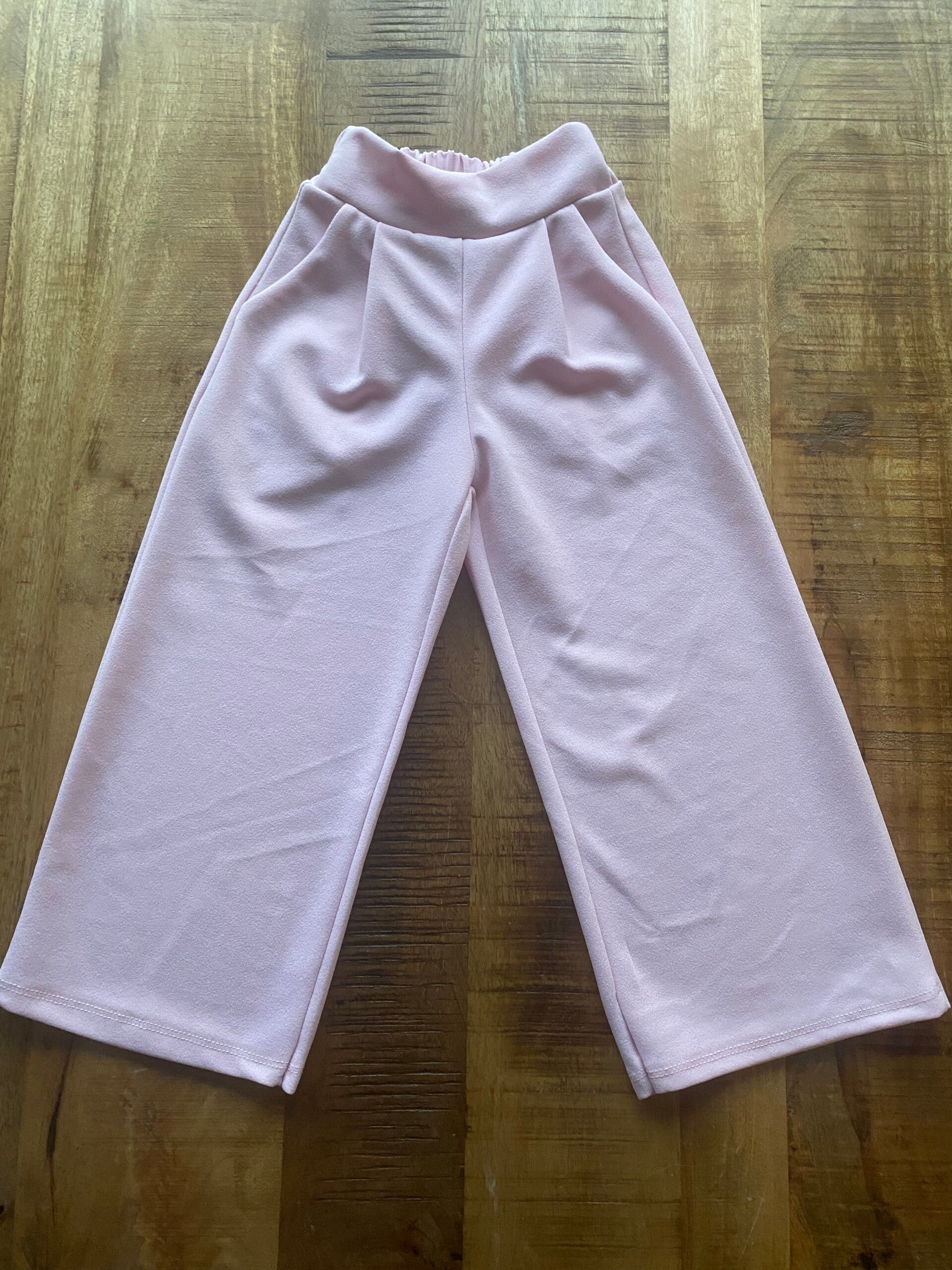 Roze luchtige broek