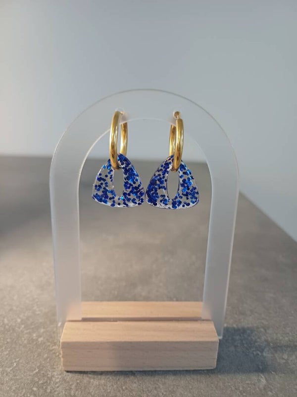Triangles bleus à paillettes